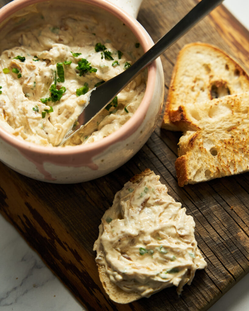 Caramelized Onion and Garlic Dip