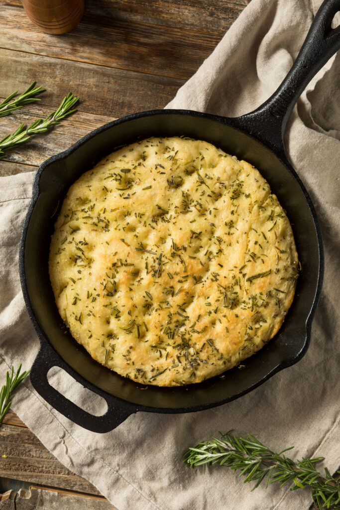 Garlic Rosemary Skillet Bread